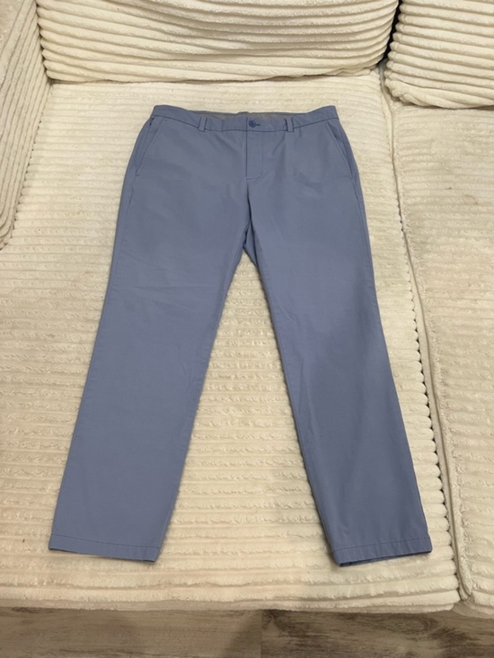 Vineyard Vines Men's On-The-Go-Pants Size 36 Color Light Purple/Blue